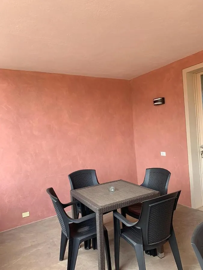 Borgo Al Sole By Garda Facilities Aparthotel Puegnago del Garda 0*,  Italy