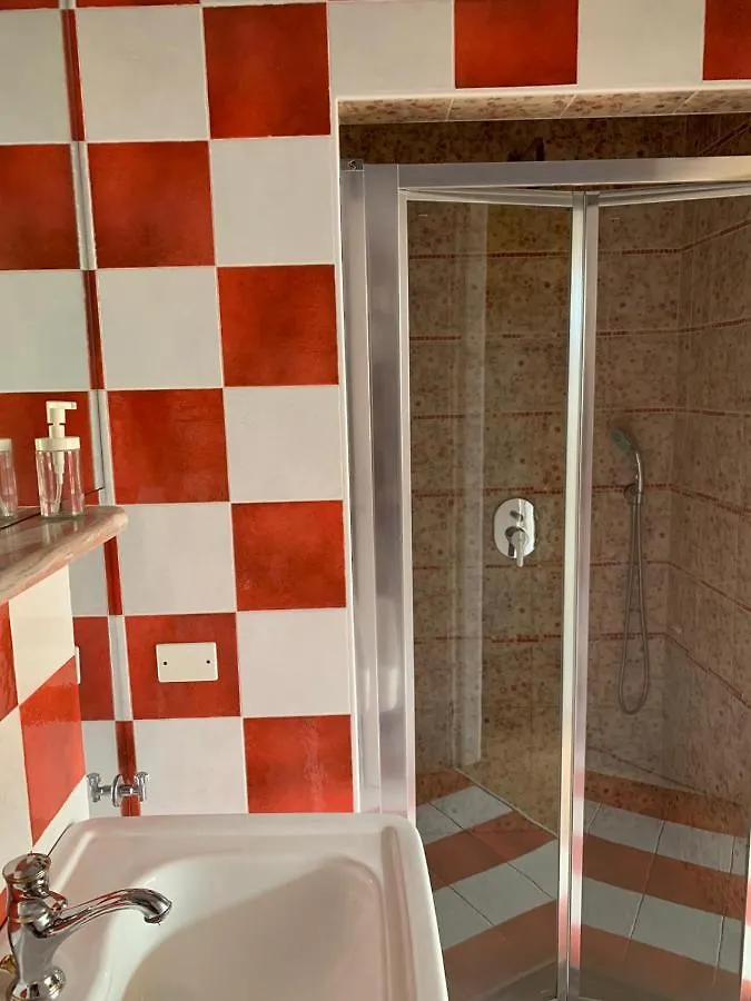 Borgo Al Sole By Garda Facilities Aparthotel Puegnago del Garda Italy
