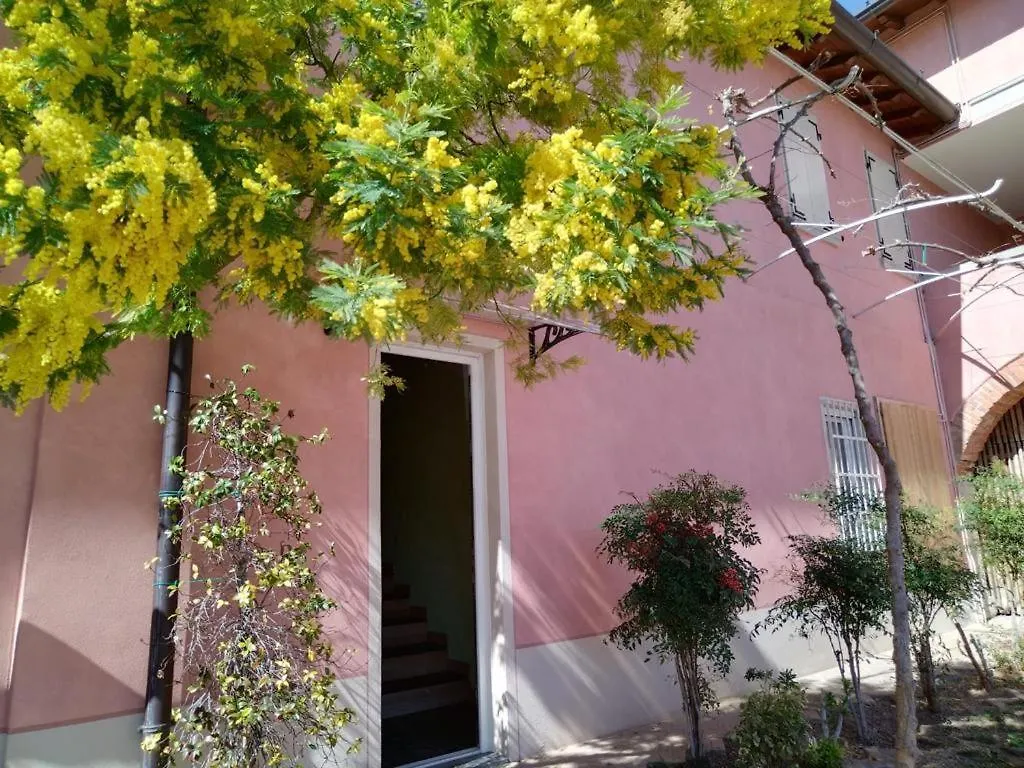 Borgo Al Sole By Garda Facilities Aparthotel Puegnago del Garda 0*,